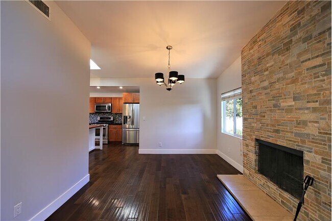 Building Photo - 6014 Wish Ave