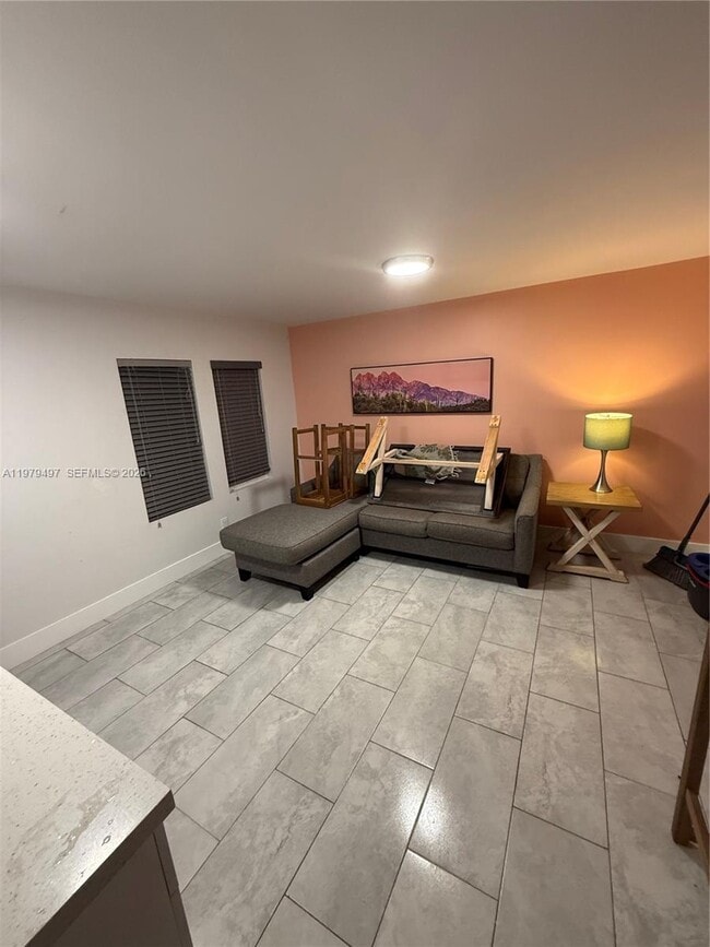 Foto del edificio - 2020 Washington St