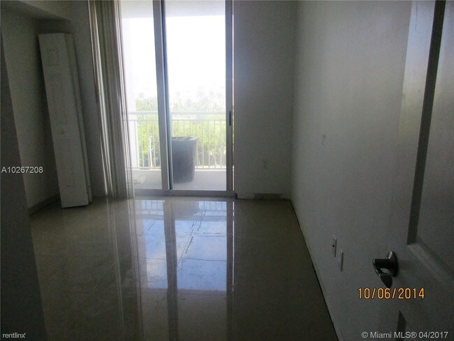 Foto del edificio - 1755 E Hallandale Beach Blvd