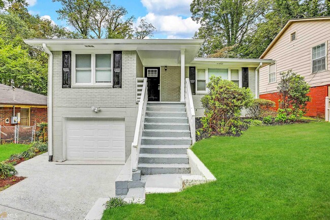 Building Photo - 1417 Lavender Dr NW