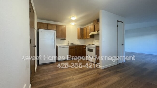 Foto del edificio - 2007 131st Ave NE