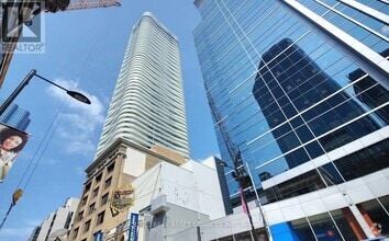 Building Photo - 197-4197 Yonge St