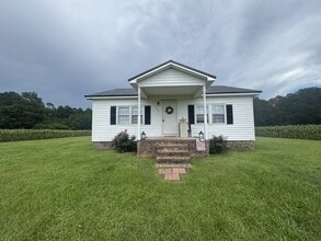 Building Photo - 163 Henry Dunn Pickett Rd