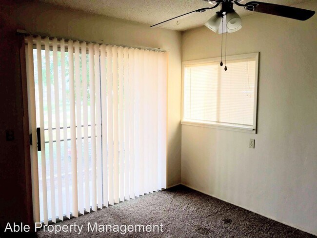 Building Photo - 2 br, 1 bath House - 8200 Worthington St