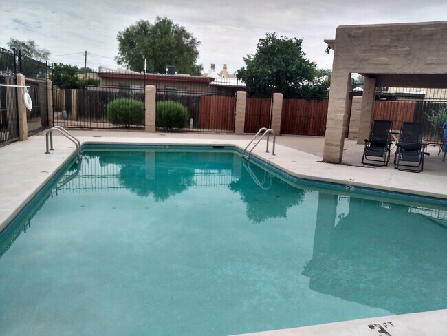 Foto del edificio - 4365 N La Osa Way