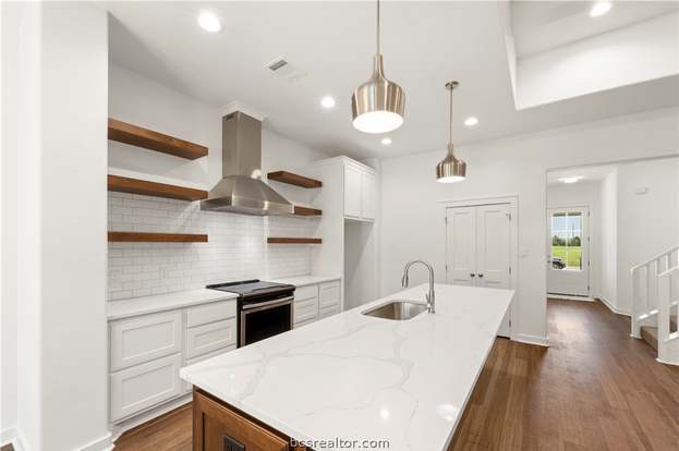 Building Photo - 5067 Mooney Fls Dr