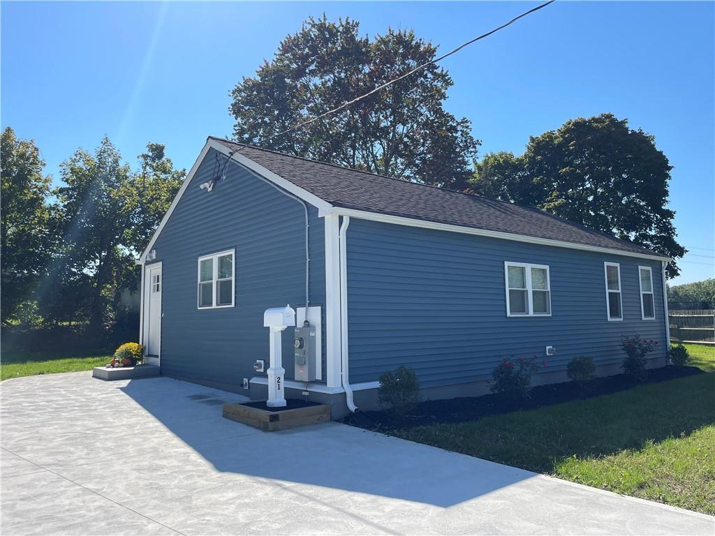 21 W Hill Cir, Cranston, RI 02920 House Rental in Cranston, RI