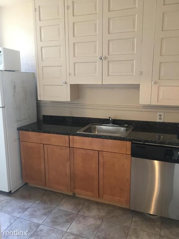 Foto del edificio - 3 br, 1 bath Apartment - 11350 Hessler Rd