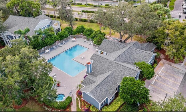 Foto del edificio - 2565 Grassy Point Dr