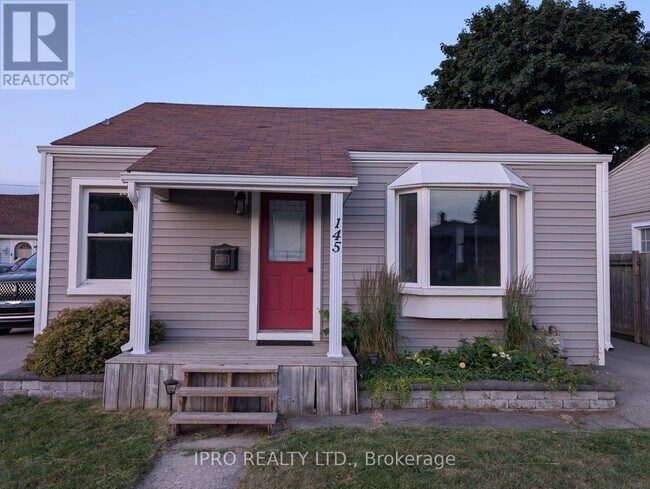 Building Photo - 145 Eby St