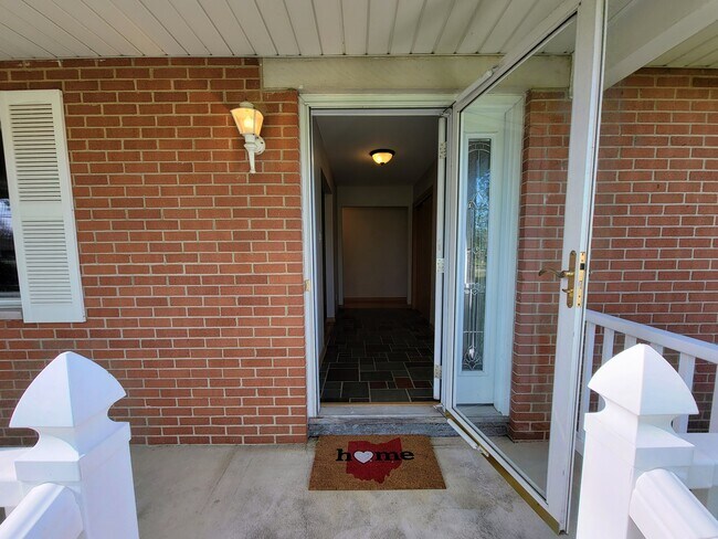 Building Photo - 2276 White Rd