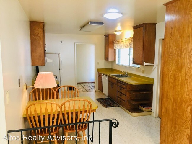 Building Photo - 3 br, 2 bath House - 6388 Wisteria Way