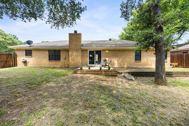 Foto del edificio - 1306 Timber Ridge Dr