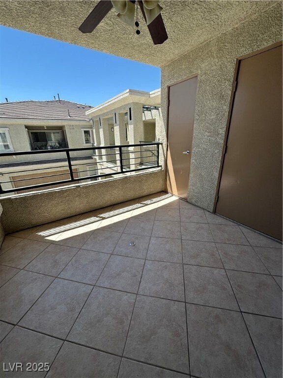 Building Photo - 10809 Garden Mist Dr