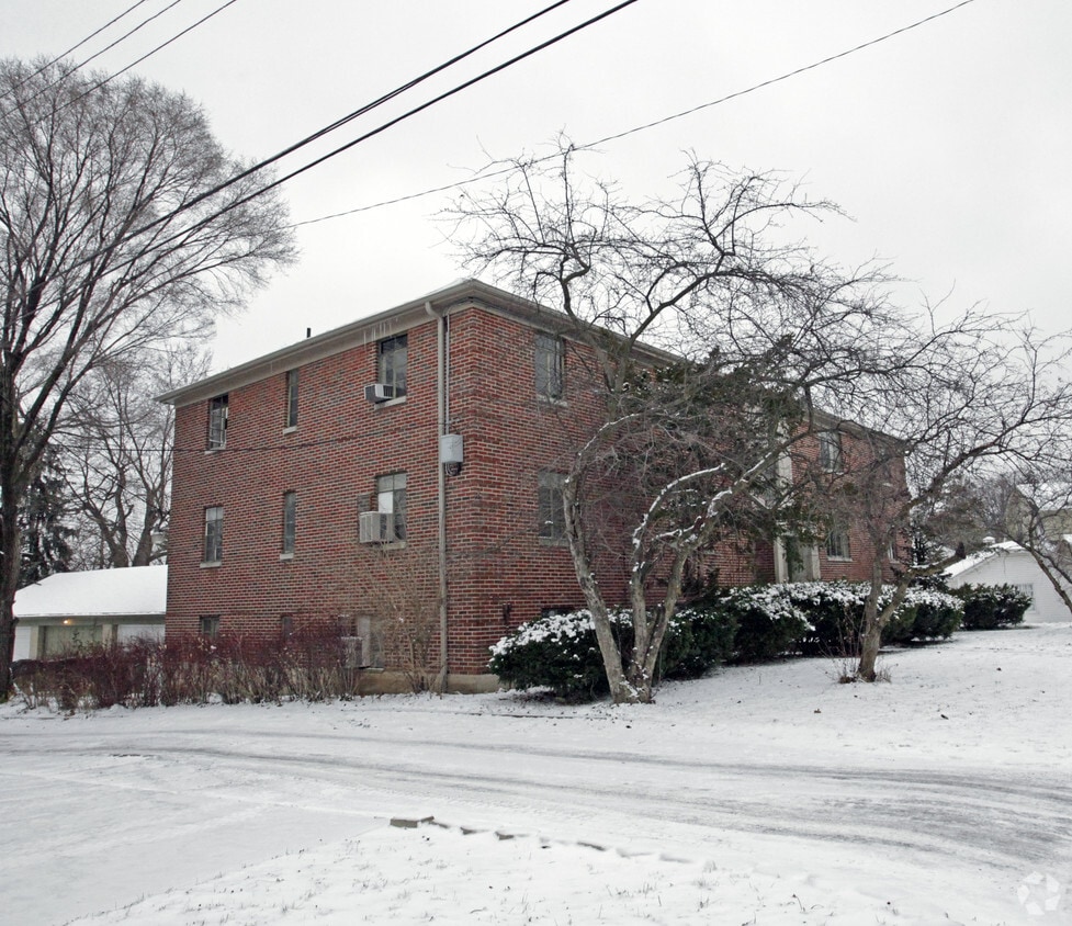Building Photo - 22 Marson Dr