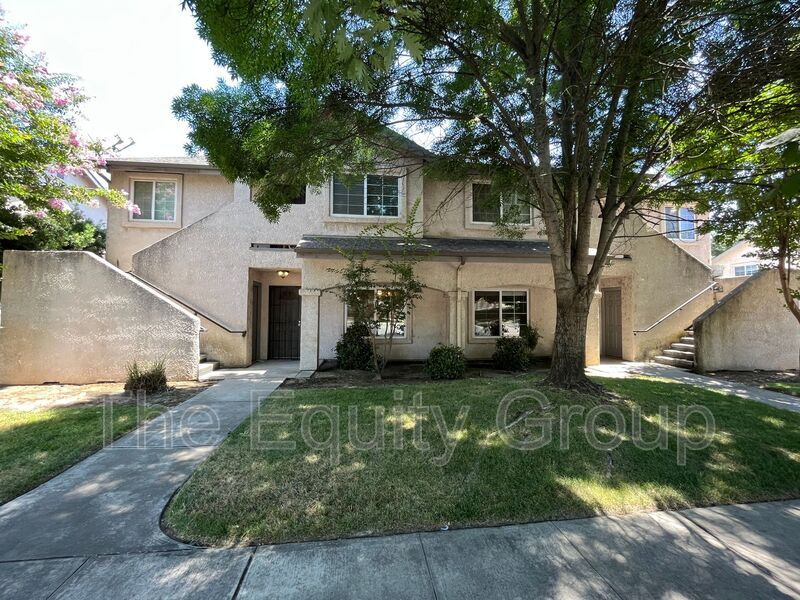 Foto principal - 2634 N St Johns Pkwy