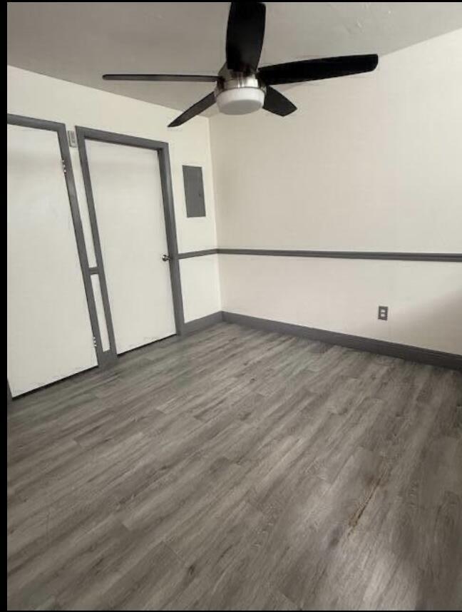 Building Photo - 4628 Suburban Pines Dr