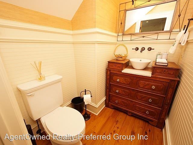 Building Photo - 4 br, 3.5 bath House - 108 Live Oak Drive