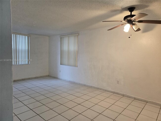 Building Photo - 5755 W 20th Ave