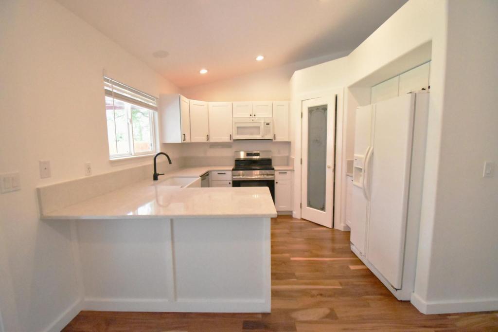 Foto del edificio - 2604 Pebble Way