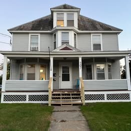 Building Photo - 307 Colchester Ave