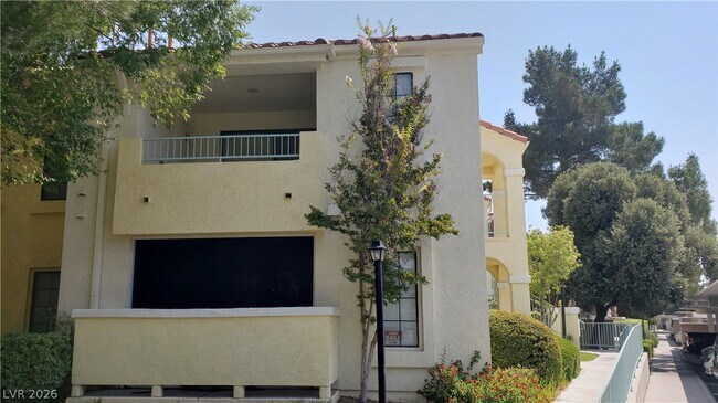 Foto del edificio - 4865 S Torrey Pines Dr