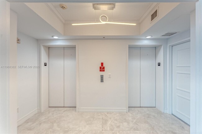 Foto del edificio - 3535 S Ocean Dr