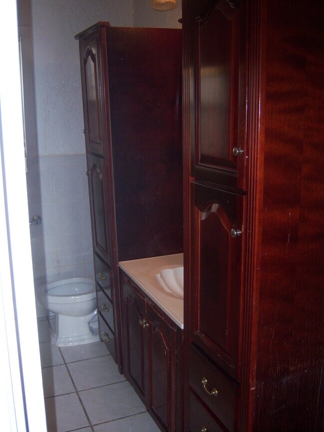 Foto del edificio - 2 Bedroom House in Upland Parks