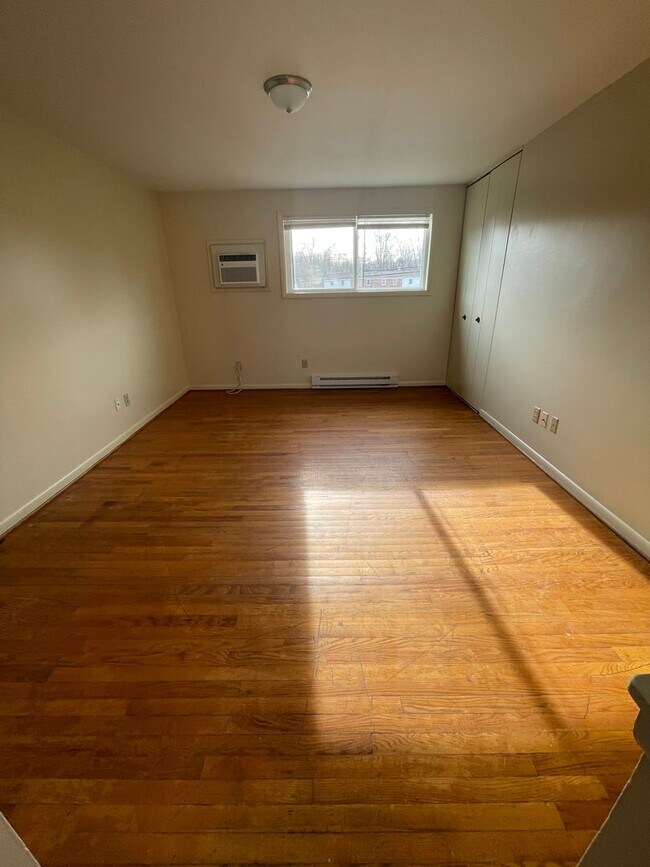 Foto del edificio - Apartment for Rent