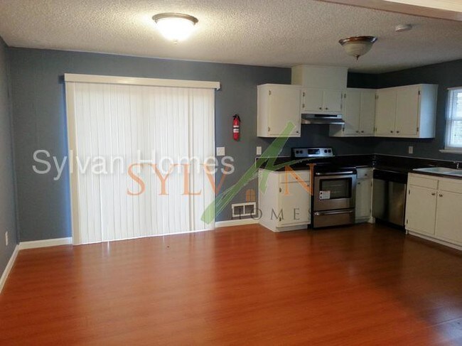 Building Photo - 123 Scarsdale Dr