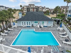 Building Photo - 3506 Cove View Blvd