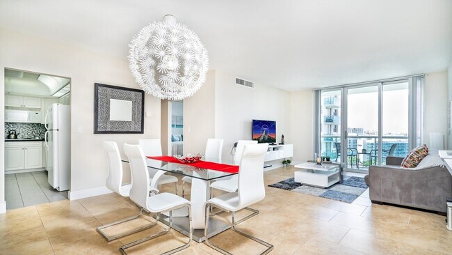 Foto del edificio - 3801S S Ocean Dr