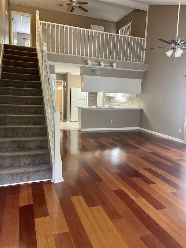 Foto del edificio - 2910 Cross Creek Ct