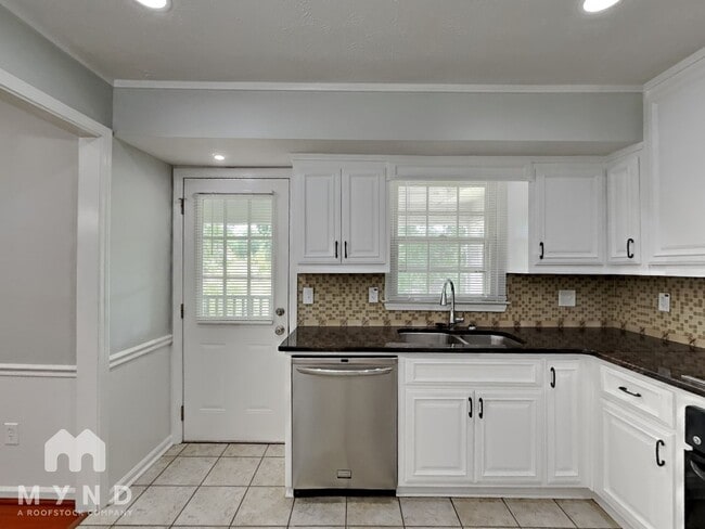 Foto del edificio - 1434 Oak Forest Way SE