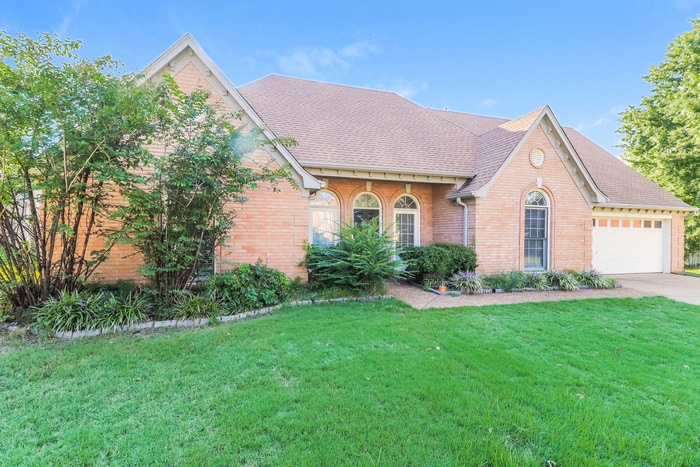 Foto principal - 1875 Carlyn Cove