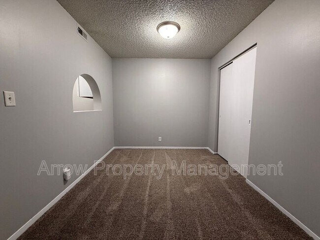 Foto del edificio - 4541 Tranquility Dr