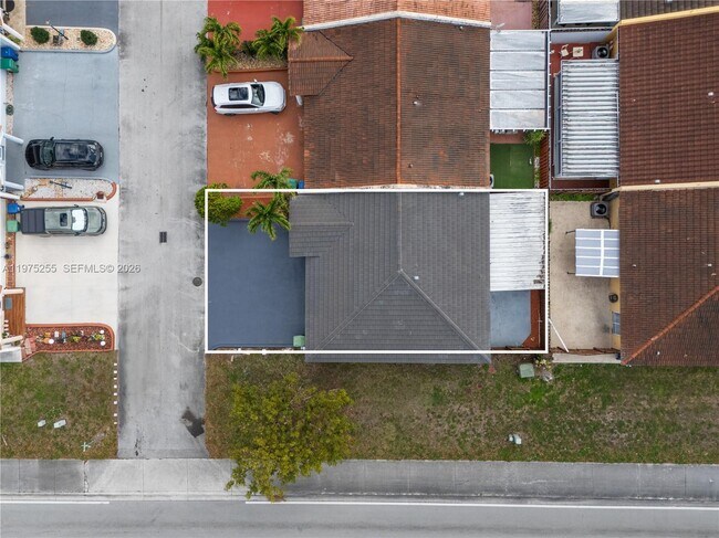 Foto del edificio - 7570 NW 173rd Ln