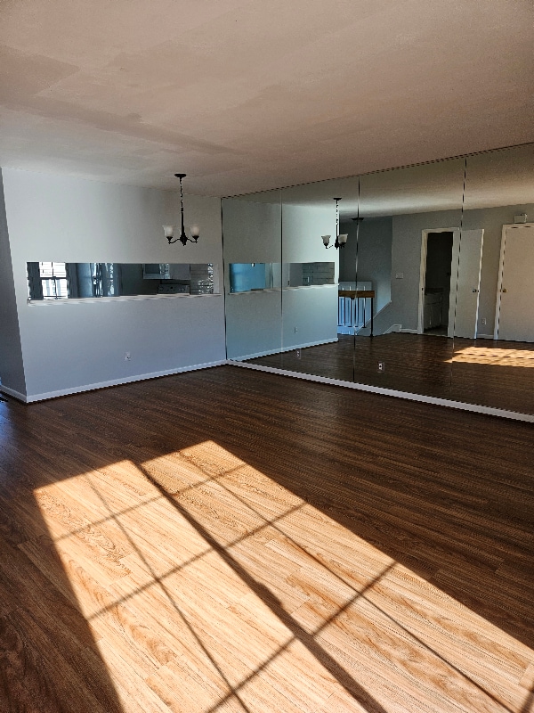 Foto del edificio - 3040 Winterberry Dr