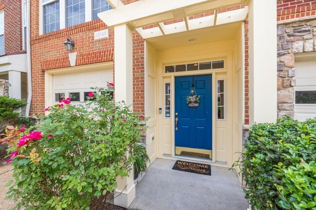 Building Photo - 43149 Crosswind Terrace