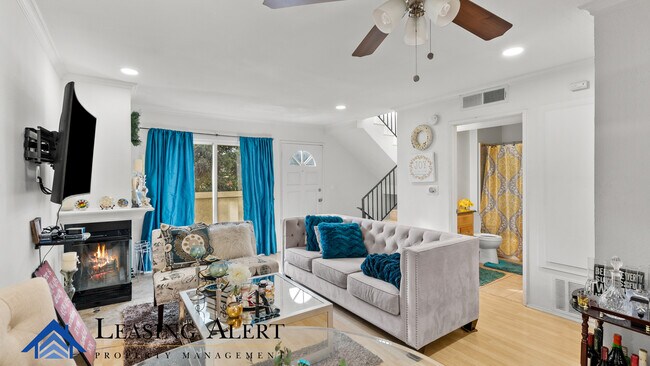 Building Photo - 24115 Evans Ave