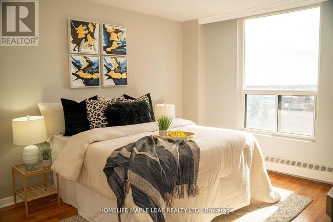 Photo du bâtiment - 3120 Kirwin Ave