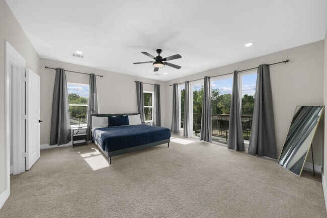 Foto del edificio - 6835 Weston St