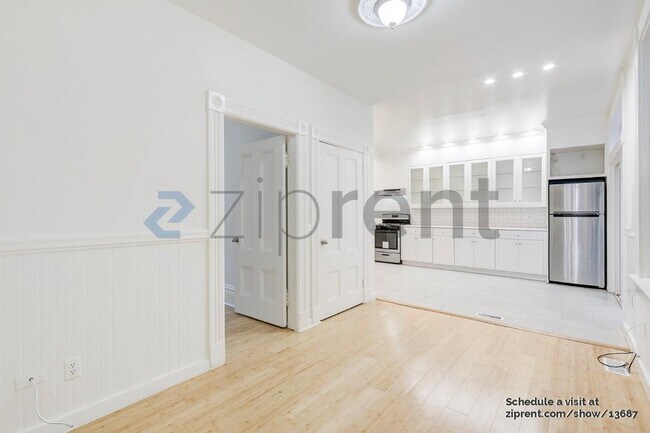 Foto del edificio - 392 Crescent Ave