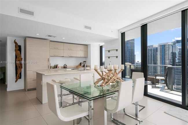 Building Photo - 1300 S Miami Ave