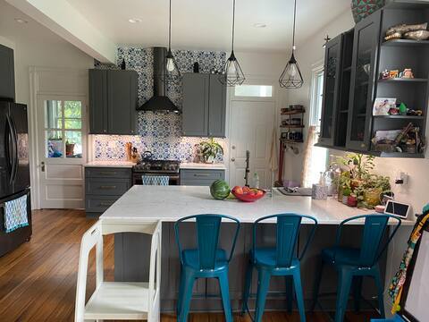 Kitchen - 4530 9th St NW