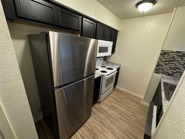 Foto del edificio - 12484 Abrams Rd