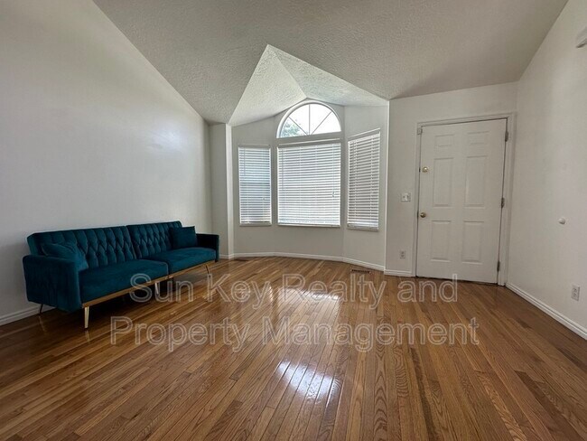 Building Photo - 4829 S 2980 W