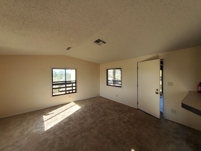 Foto del edificio - Two Bedroom House