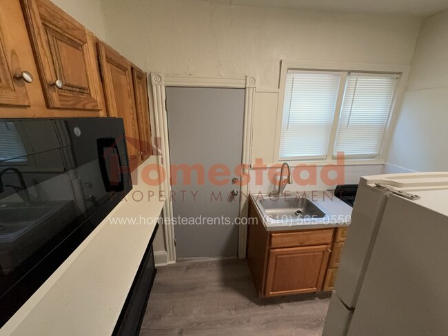 Building Photo - 509 MacDade Blvd