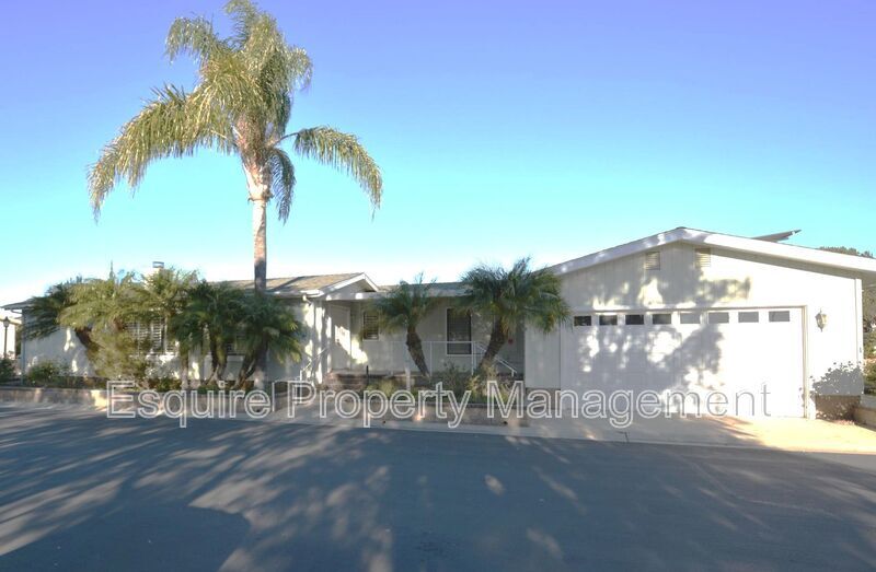 Primary Photo - 102 Poinsettia Gardens Dr